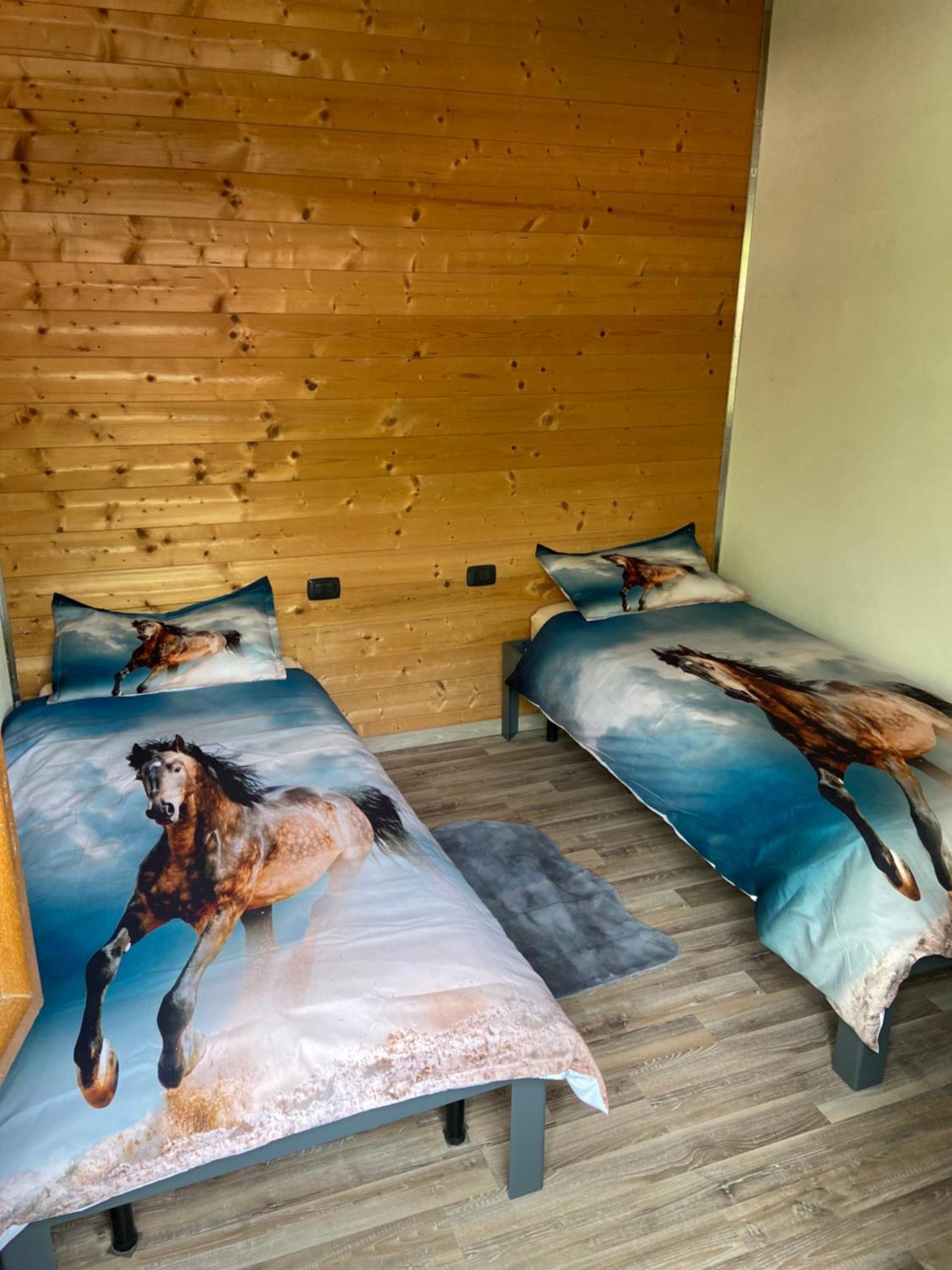 Horse Room Bagnasco Exteriér fotografie